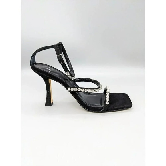 Marc Fisher Women's Dezzi Rhinestone Ankle Strap Sandal Black Size 7.5 MSRP $150 - Picture 2 of 8